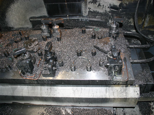 正時(shí)齒輪室?jiàn)A具